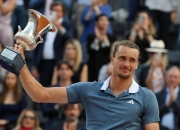 AYX官方直播-ATP总决赛翻盘拉沃尔杯，兹维列夫惊艳四座