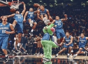 爱游戏下载-东方铁骑破密城，三分神射耀全球—山东队完胜雄鹿，库里惊艳四座背后的篮球新纪元