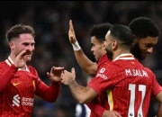 爱游戏娱乐-莱比锡红牛完胜曼联，莱万统治全场