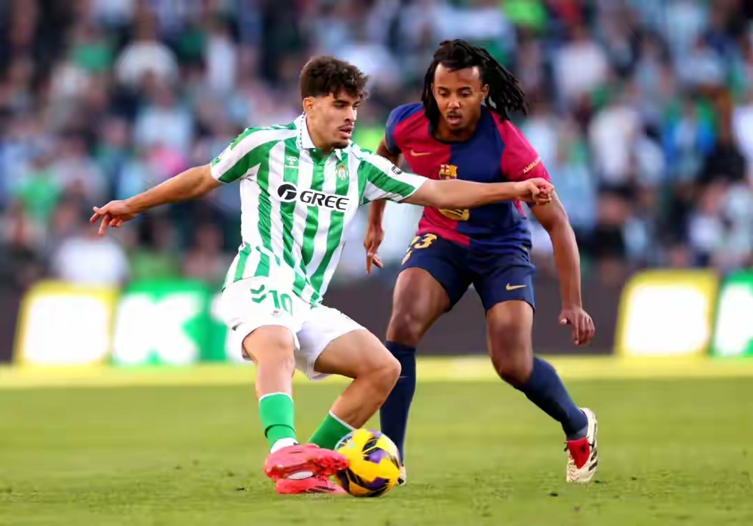 巴萨翻盘切尔西,门迪统治全场 巴萨翻盘切尔西,门迪统治全场