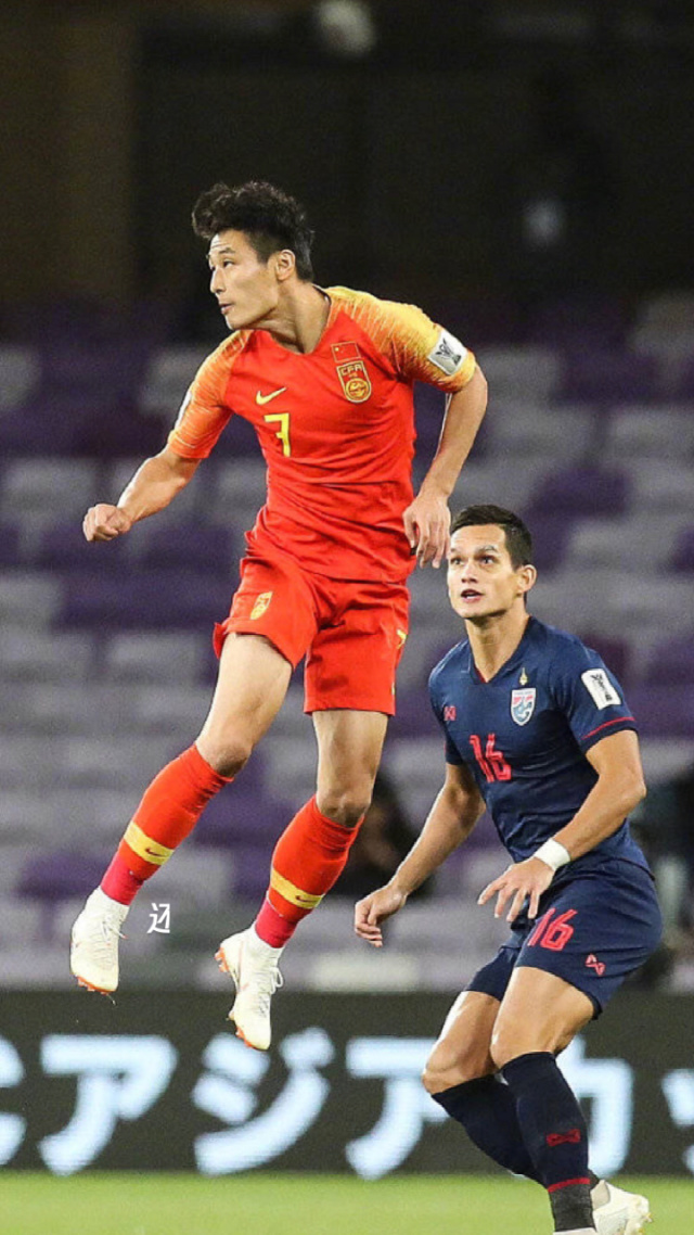 泰国队完胜丹麦队，郑思维统治全场