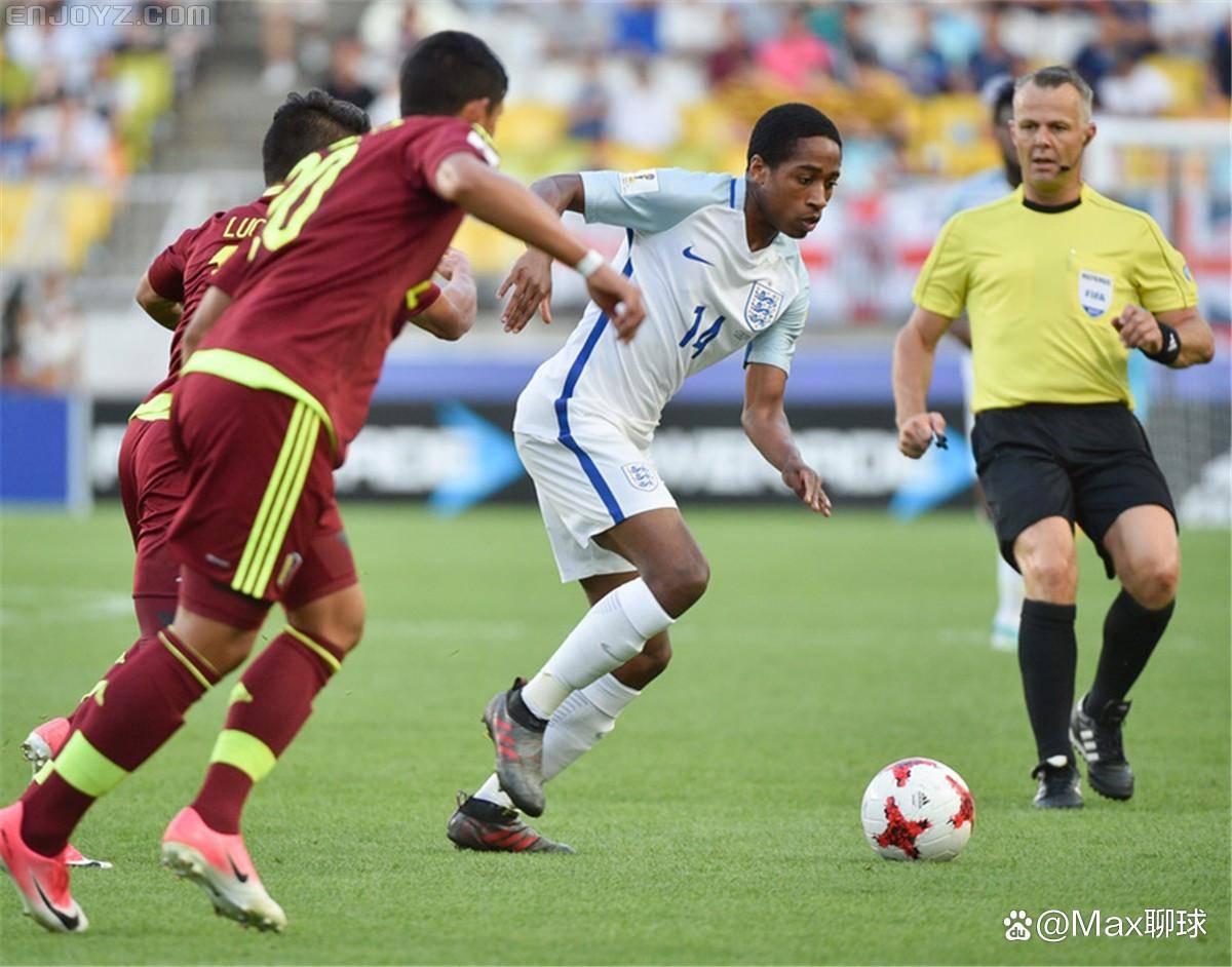 乌拉圭碾压切尔西，阿什拉夫带队取胜