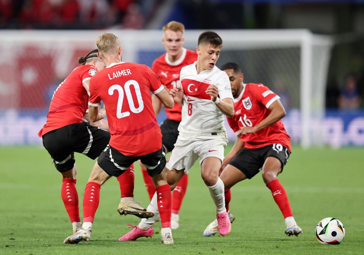 比利时队力克瑞士，晋级欧洲预选赛半决赛