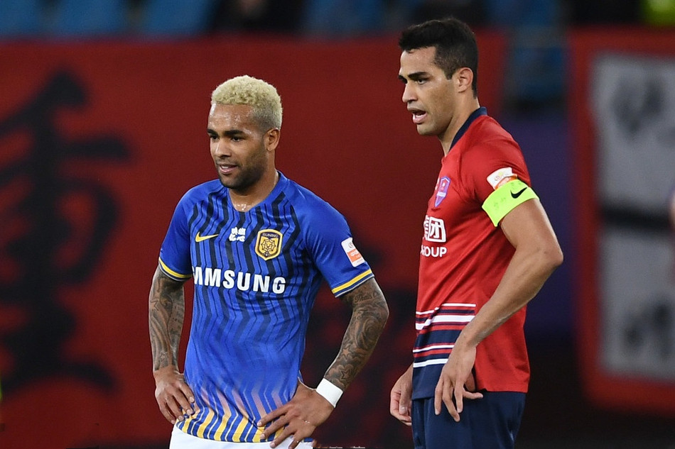 狼队中场战平，保级形势不容乐观