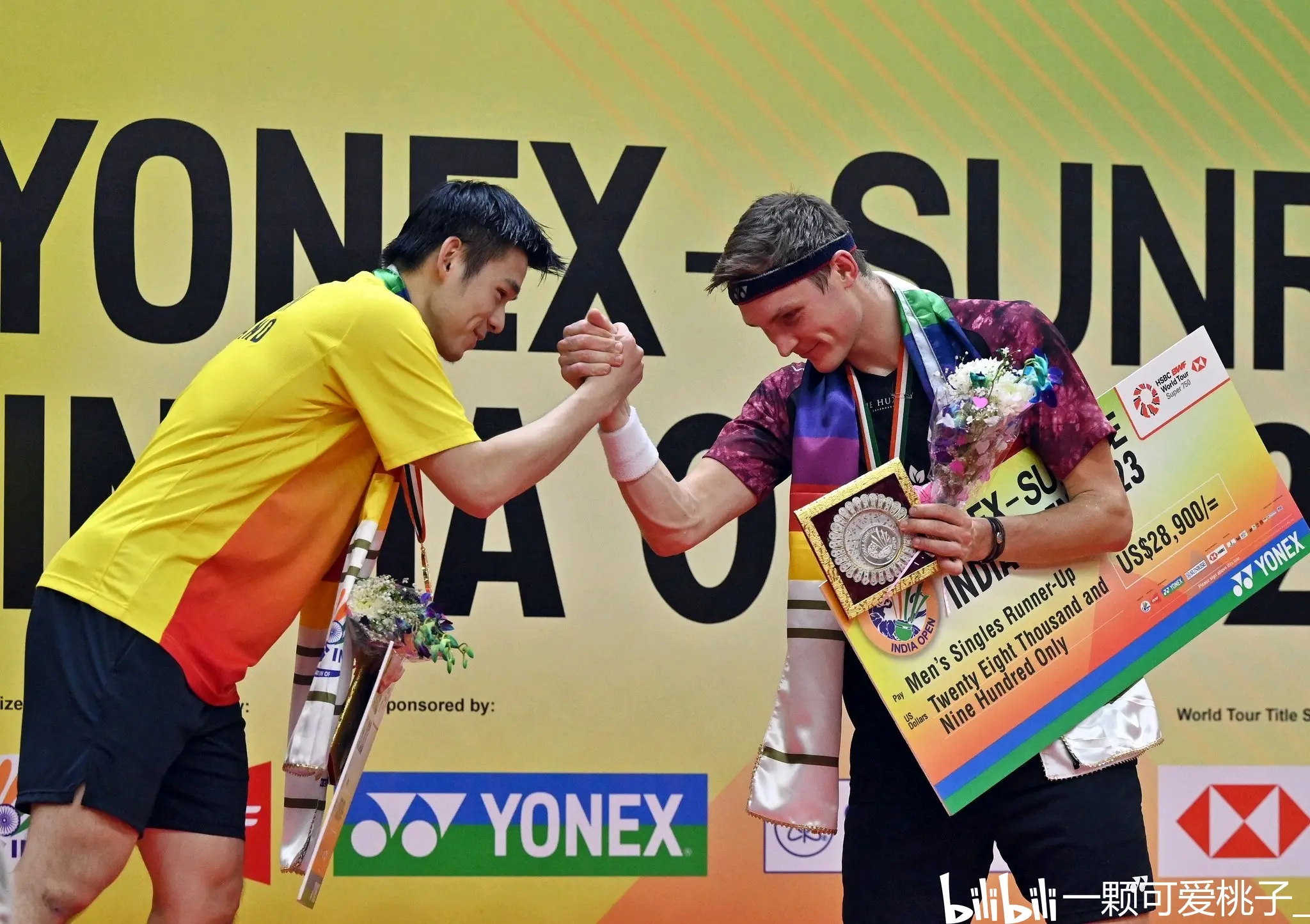 马来西亚队轻取印尼队，安赛龙惊艳四座