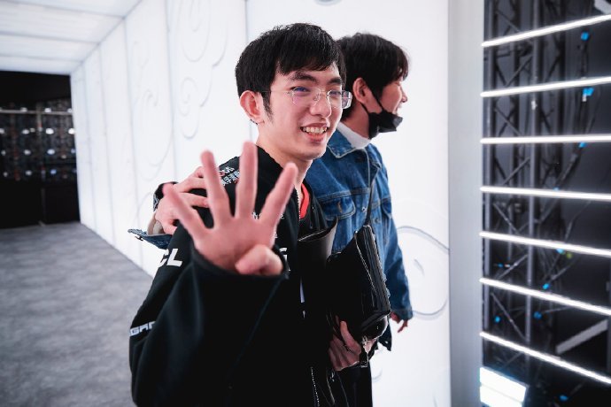 FNC翻盘DK，Flandre绝境逆转