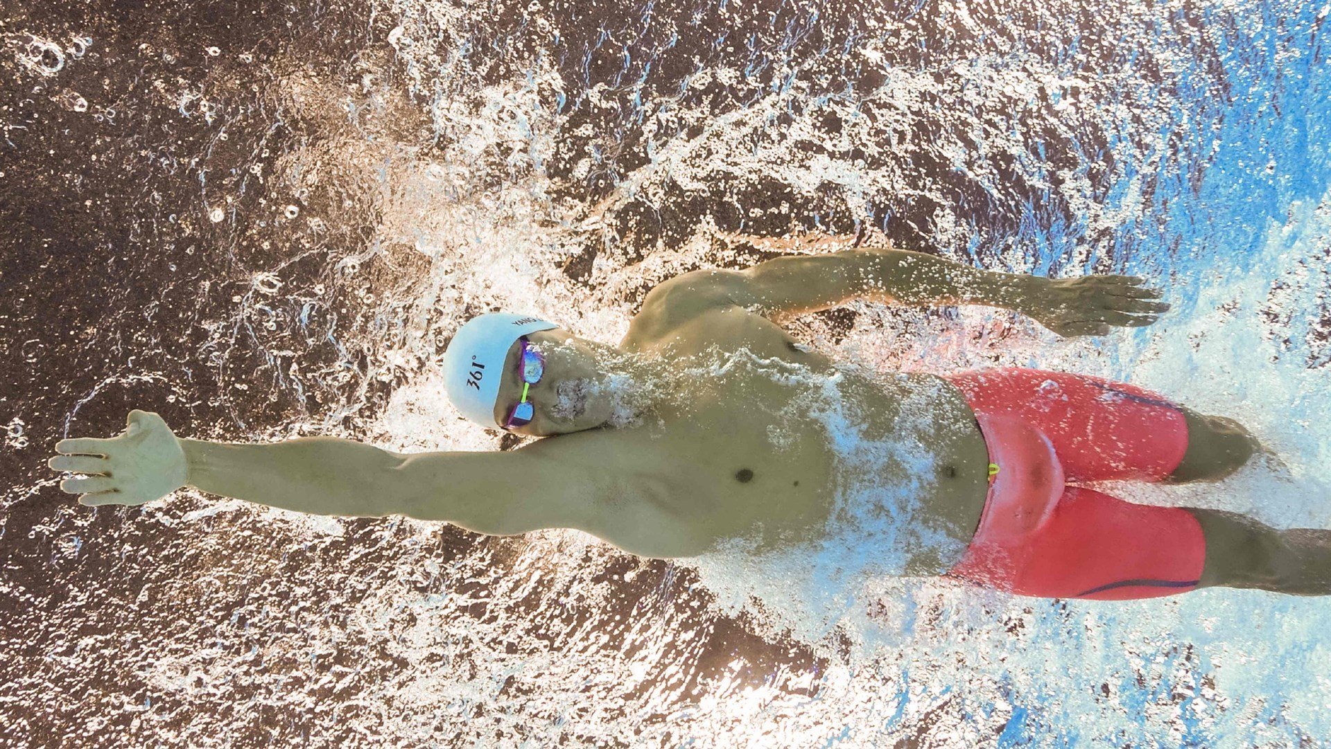 蒂亚戈生涯之夜奏响安哥拉战鼓，节奏大师掌控阿尔及利亚命运